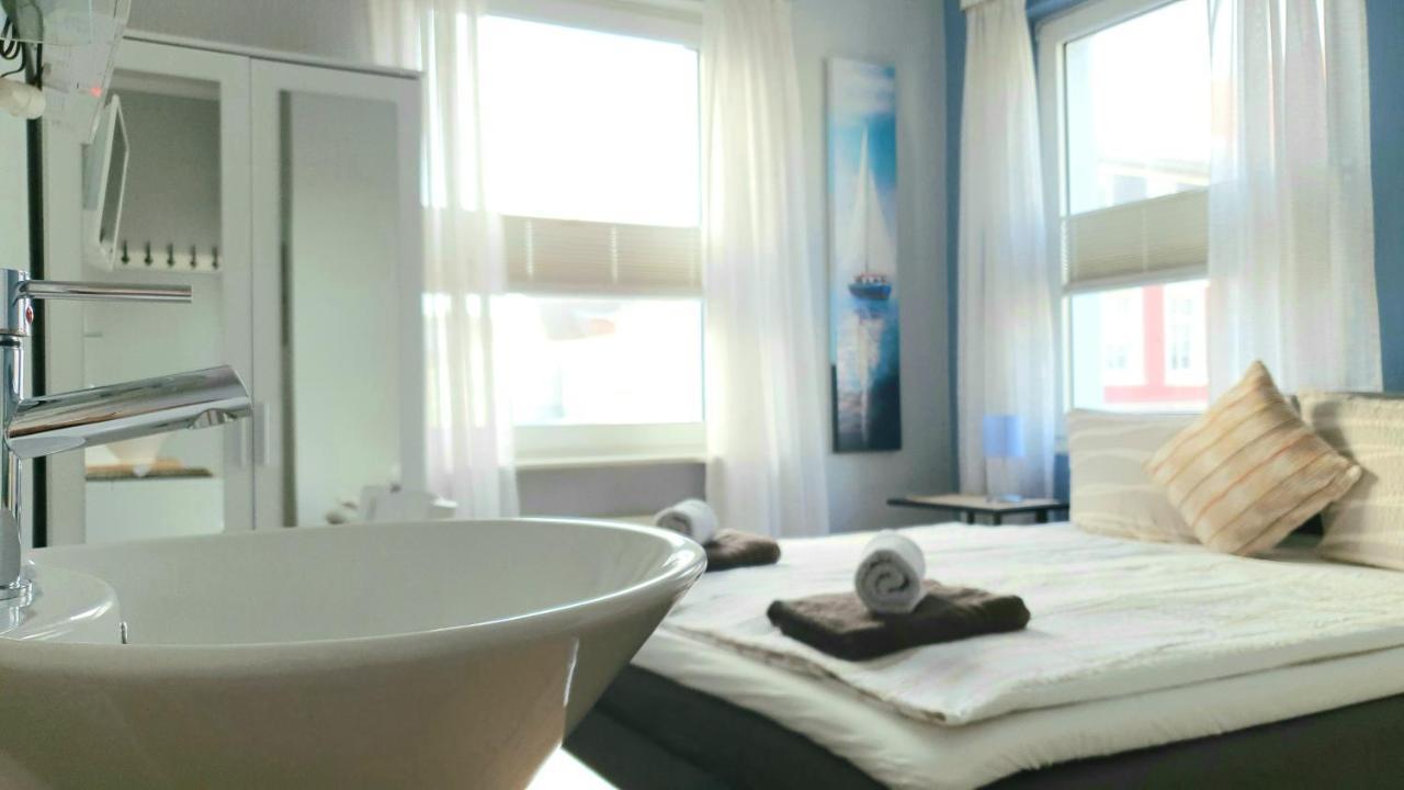 Heinrichs4A Bed & Breakfast นอร์เดอร์ไน ภายนอก รูปภาพ